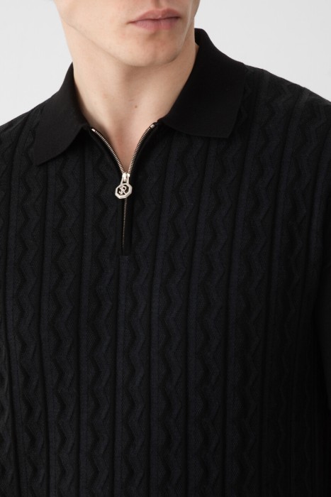 поло  из англии вид сбоку