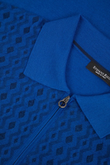 поло  из шерсти спереди