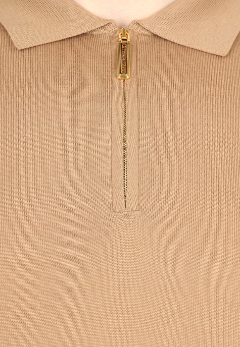 поло  из проверенных материалов спереди