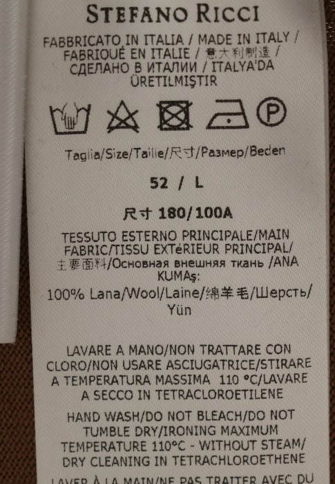 поло  универсального стиля с лицевой стороны