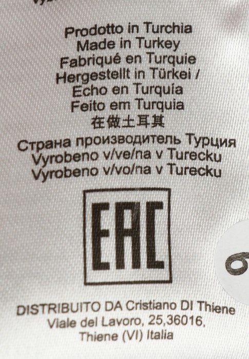 поло  универсального стиля с лицевой стороны