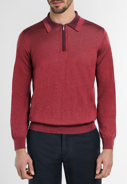 Товар бордового цвета с внутренней стороны