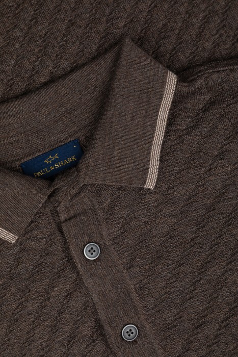 поло  из шерсти спереди