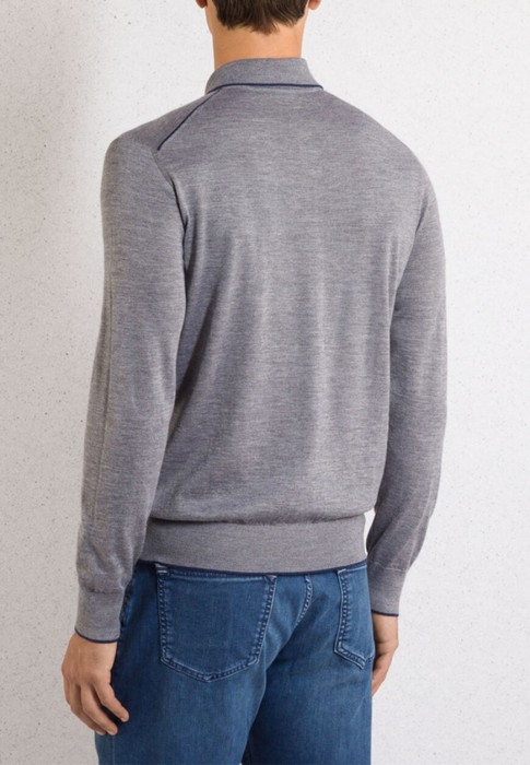 поло  из англии вид сбоку