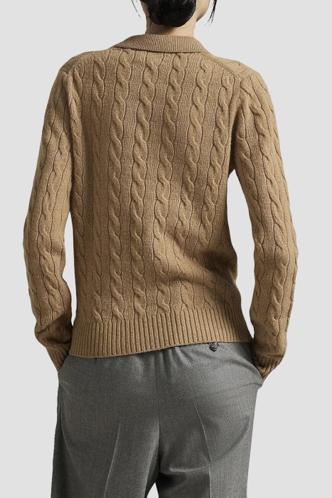 поло  от бренда ralph lauren вид слева