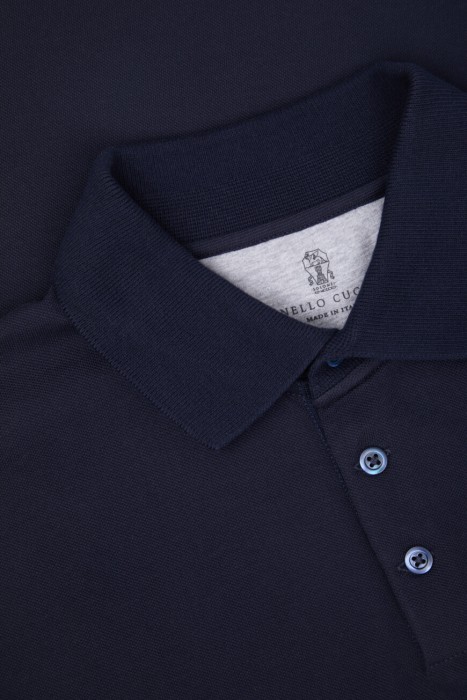 поло  из хлопка спереди