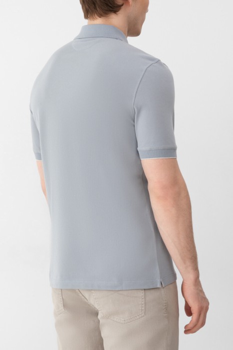 поло  от бренда brunello cucinelli вид слева