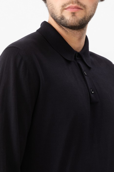 поло  из италии вид сбоку