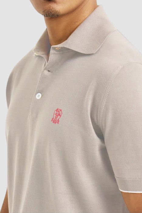 поло  из италии вид сбоку