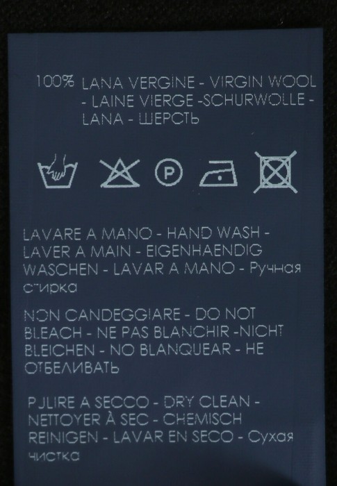 поло  универсального стиля с лицевой стороны