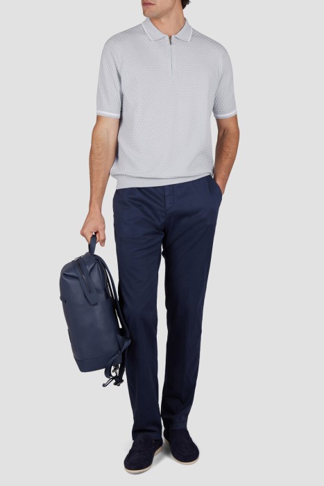 Товар голубого цвета с внутренней стороны