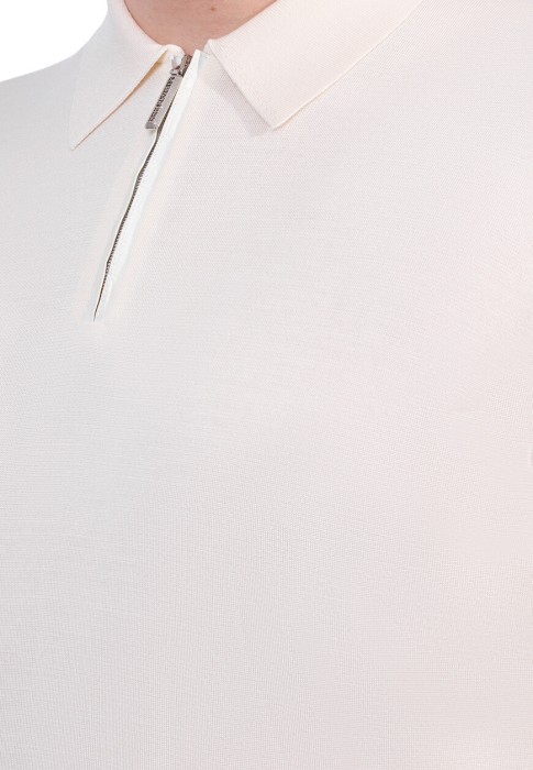 поло  из проверенных материалов спереди