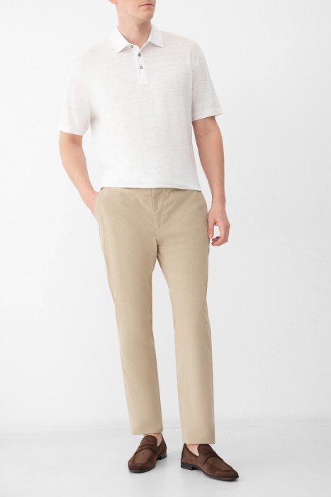 Товар белого цвета с внутренней стороны