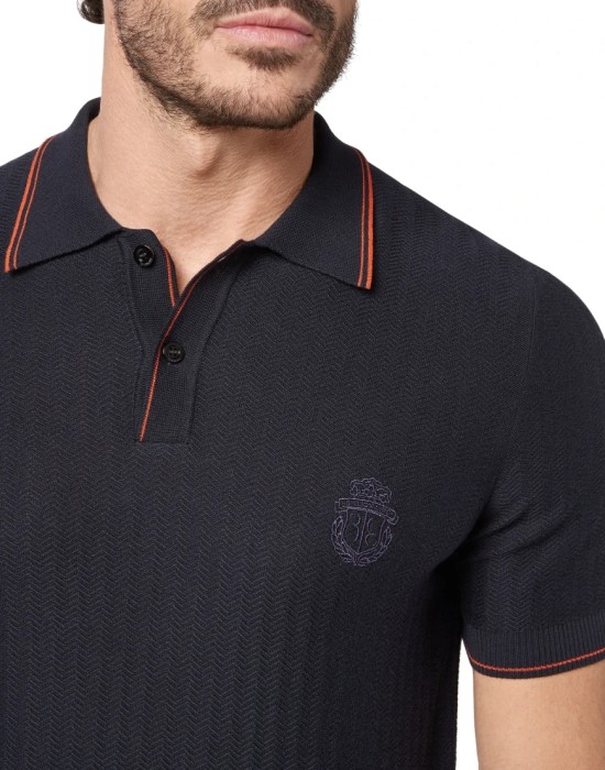 поло  из италии вид сбоку