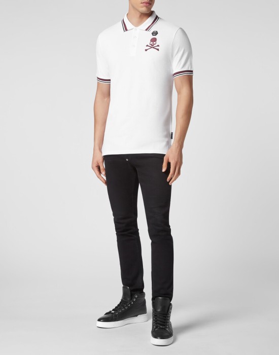 Товар белого цвета с внутренней стороны