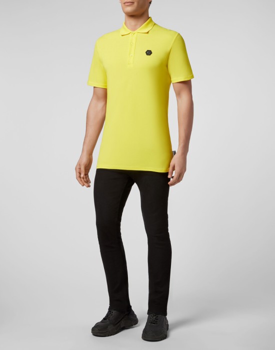 Товар желтого цвета с внутренней стороны