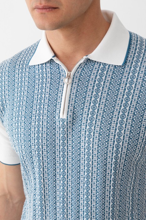 поло  из англии вид сбоку