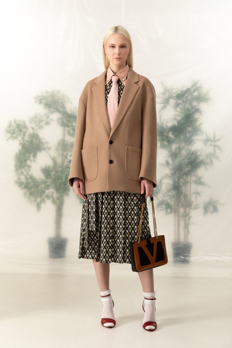 Продукция для женщин фото