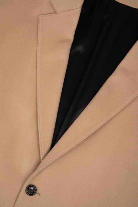 полупальто  модель egg универсального стиля с лицевой стороны