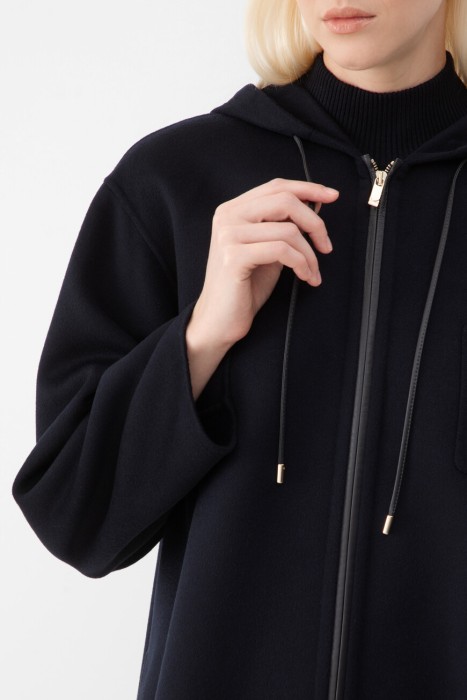 полупальто  из италии вид сбоку