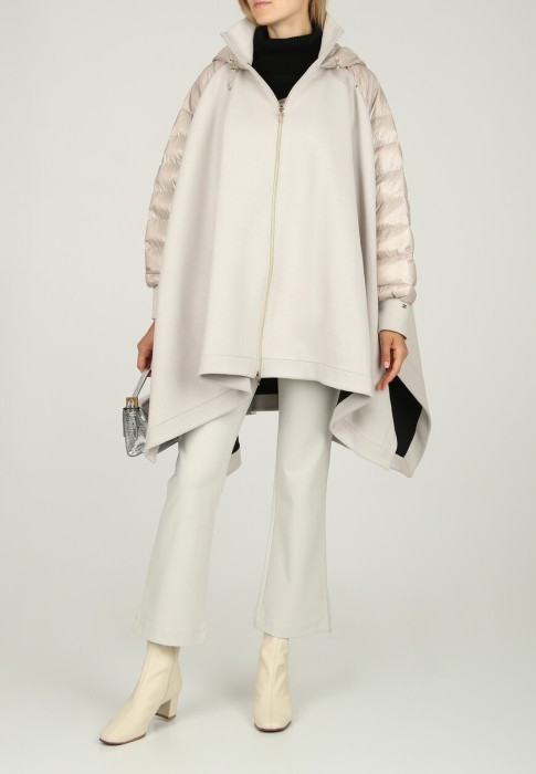 полупальто  по цене 102900 руб вид справа