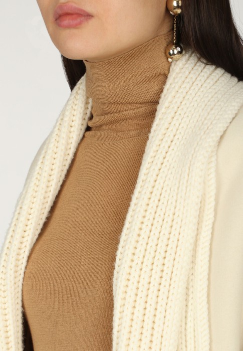 полупальто  из проверенных материалов спереди