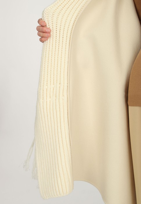 полупальто  универсального стиля с лицевой стороны