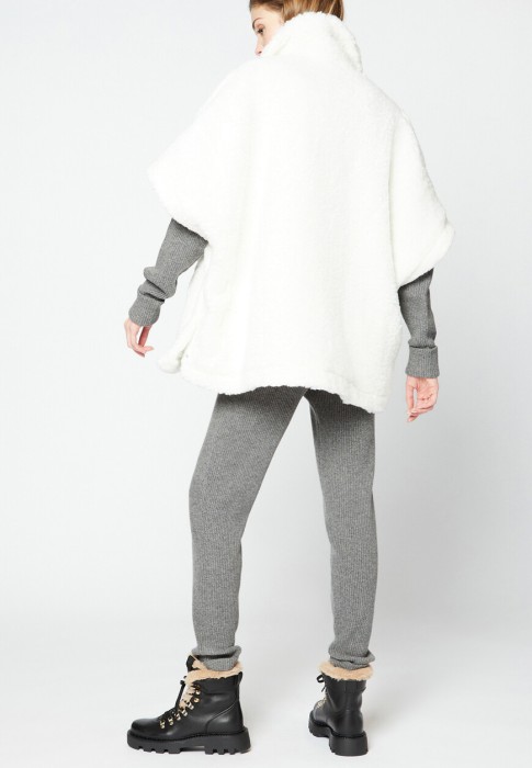 пончо  из италии вид сбоку