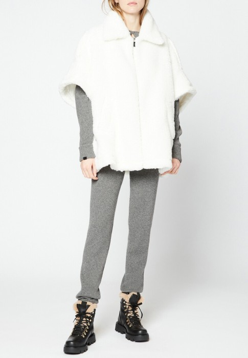 пончо  из проверенных материалов спереди