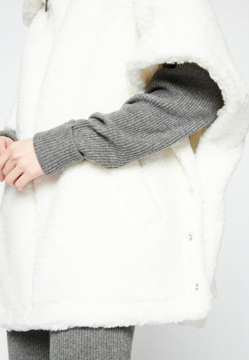 Продукция для женщин фото