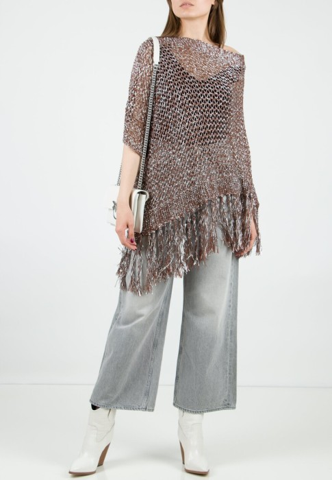 пончо  по цене 20230 руб вид справа