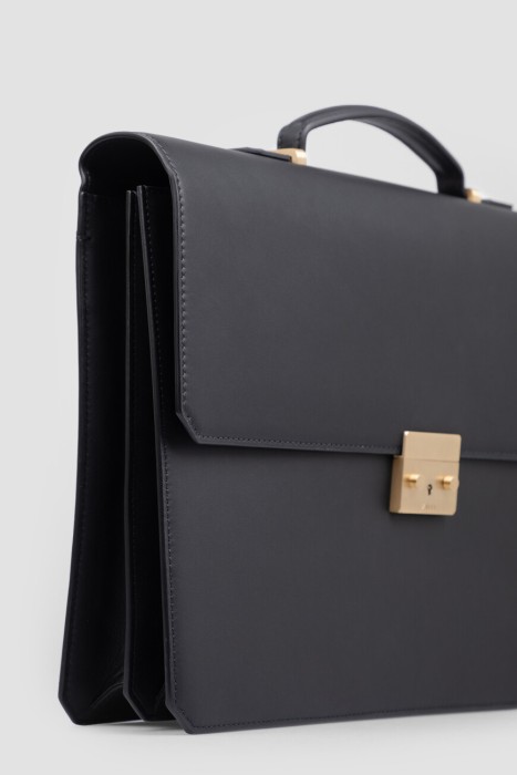 портфель  универсального стиля с лицевой стороны