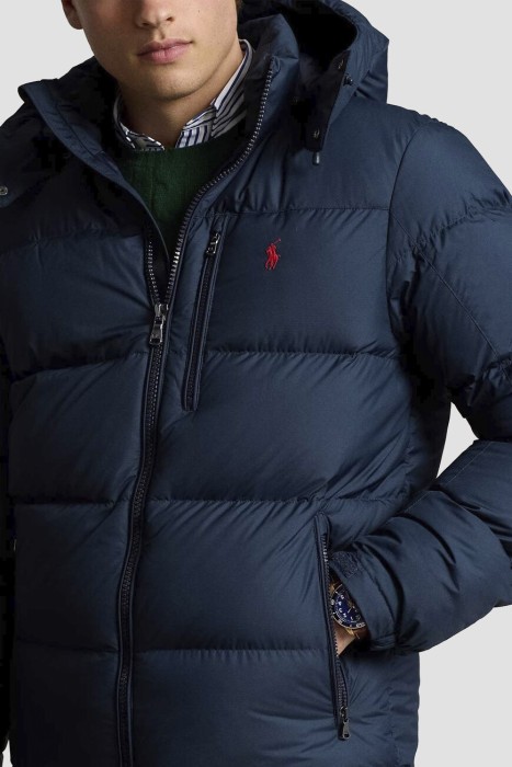 Товар синего цвета с внутренней стороны