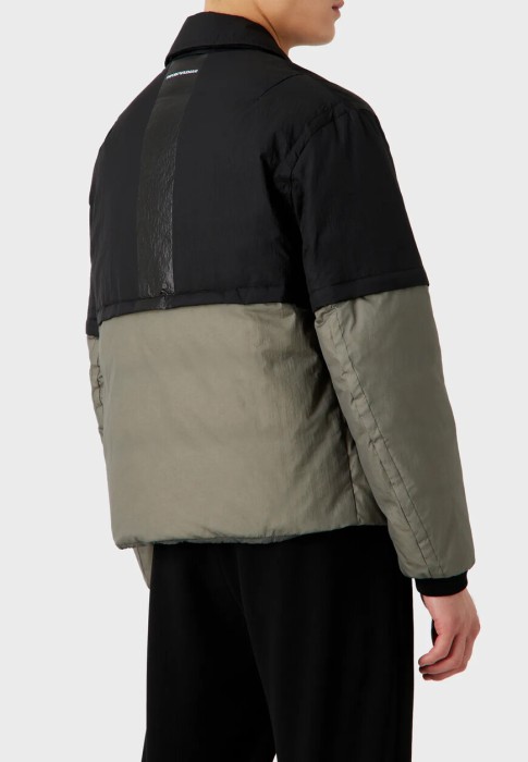 пуховик  из италии вид сбоку