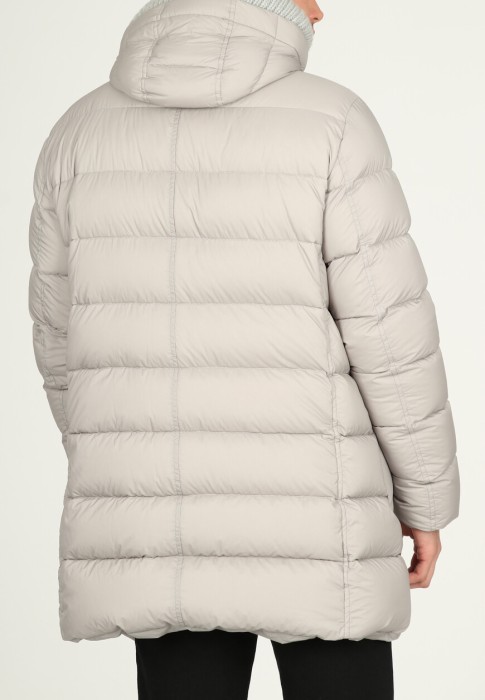 пуховик  из франции вид сбоку