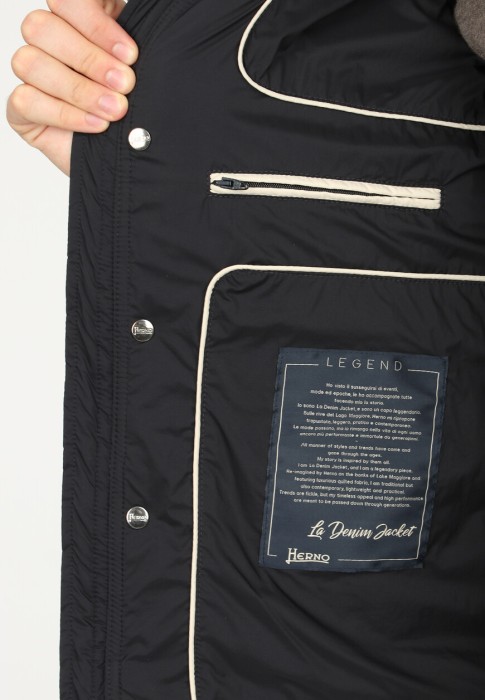 пуховик  универсального стиля с лицевой стороны