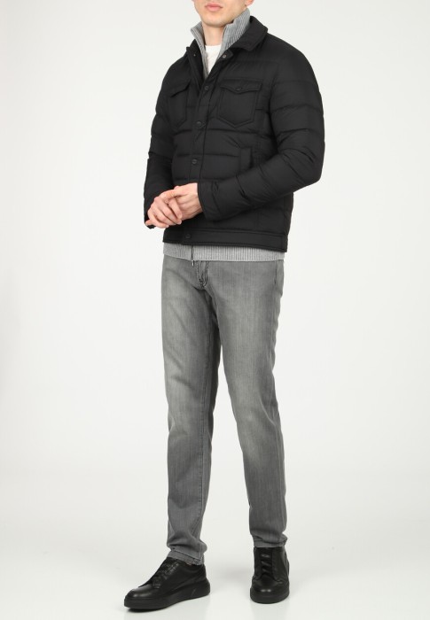 пуховик  от бренда herno вид слева