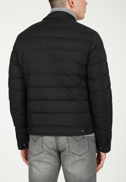 пуховик  из франции вид сбоку