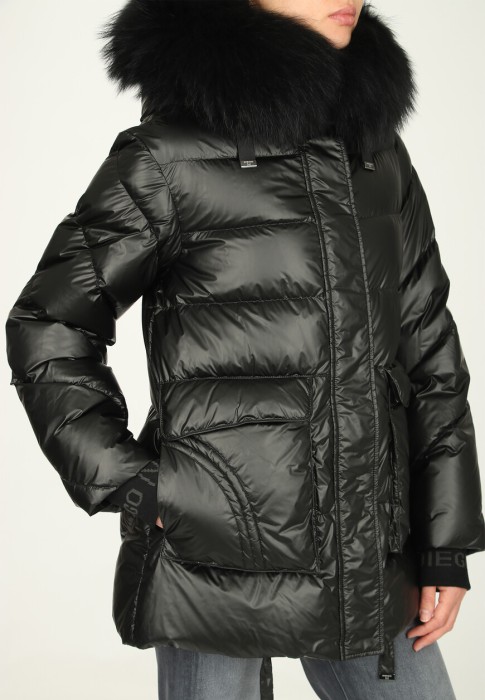 пуховик  из проверенных материалов спереди