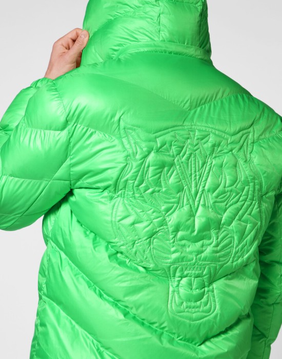 Товар зеленого цвета с внутренней стороны