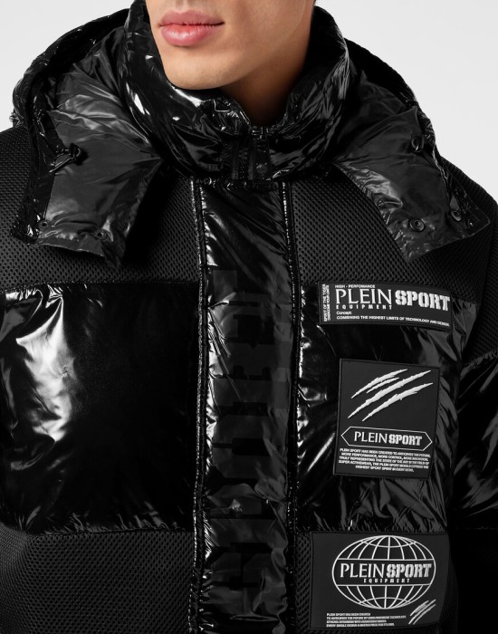 пуховик  из италии вид сбоку