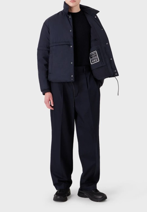 пуховик  от бренда emporio armani вид слева