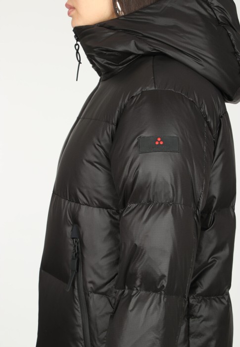 Продукция для женщин фото