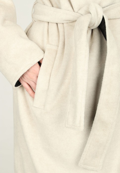 пуховик  на сезон этого года фотография