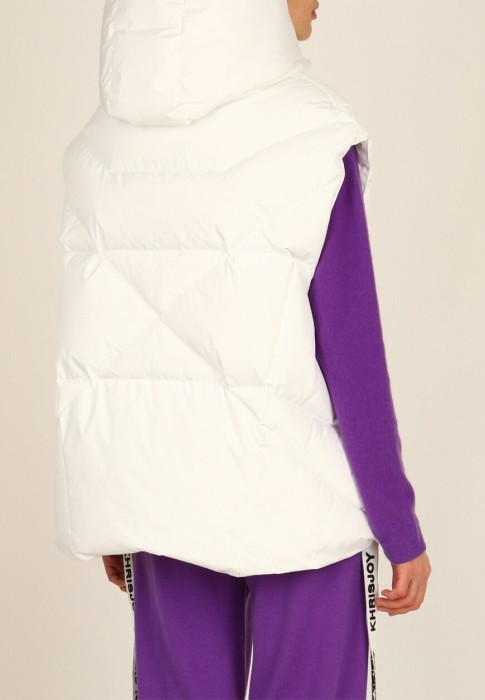 пуховик  из италии вид сбоку
