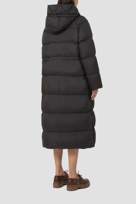 пуховик  от бренда max mara вид слева