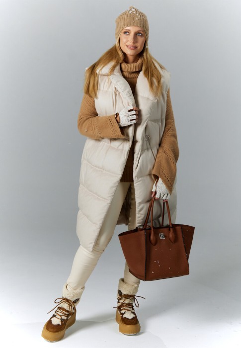 пуховик  от бренда herno вид слева