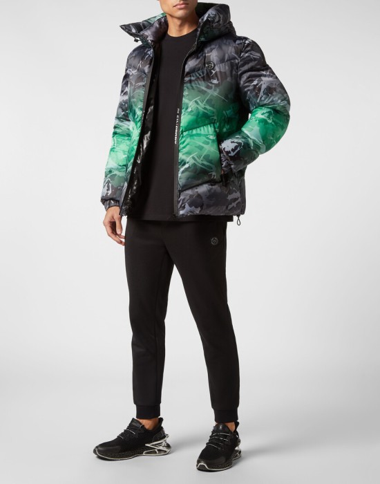 пуховик  по цене 30720 руб вид справа