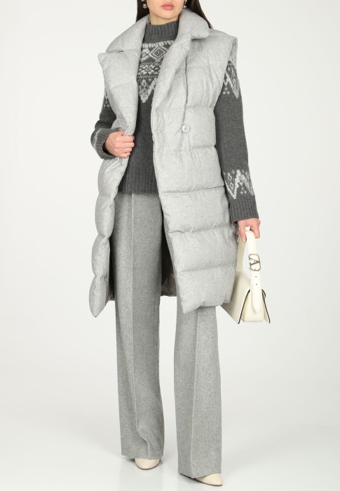 пуховик  от бренда herno вид слева