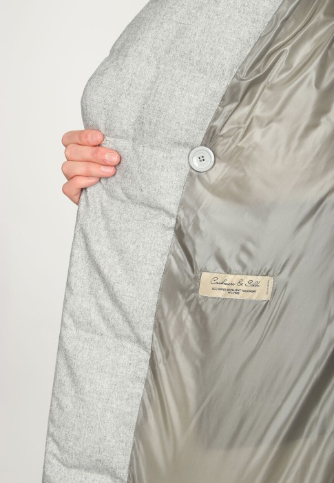 пуховик  универсального стиля с лицевой стороны